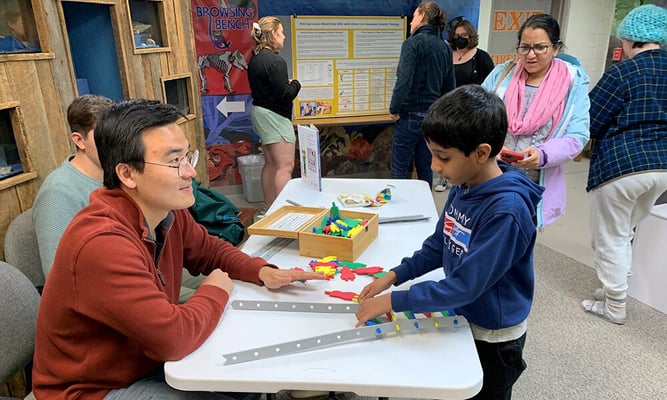 DNA-building-station-crop-1