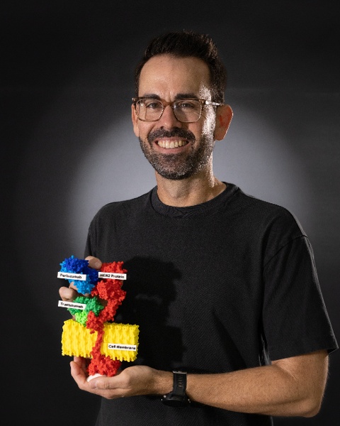 Joshua Farr Headshot