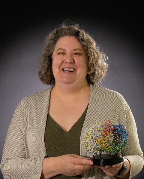 Keri Shingleton Headshot